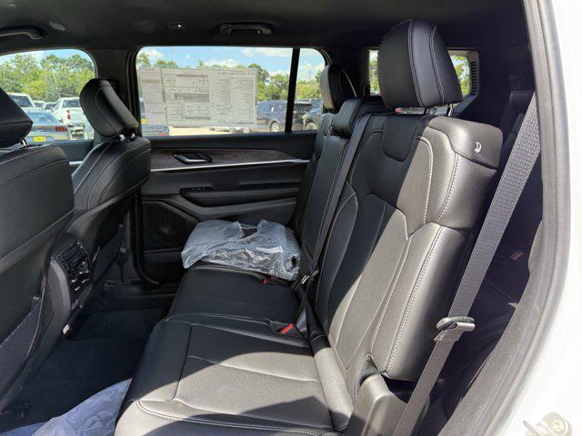 new 2025 Jeep Grand Cherokee L car, priced at $41,562
