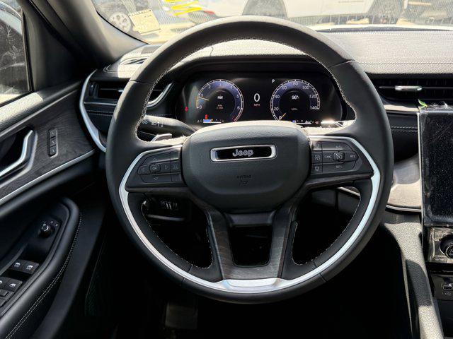 new 2025 Jeep Grand Cherokee L car, priced at $41,562