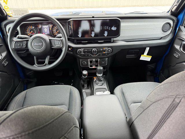 new 2025 Jeep Gladiator car, priced at $34,225