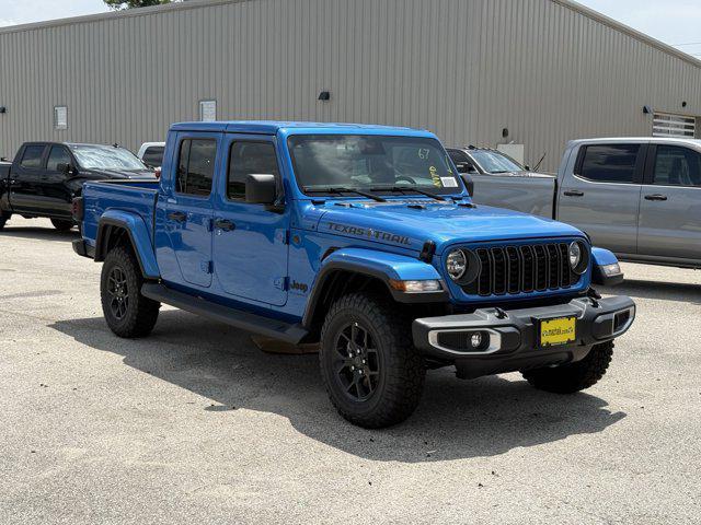 new 2025 Jeep Gladiator car, priced at $37,950