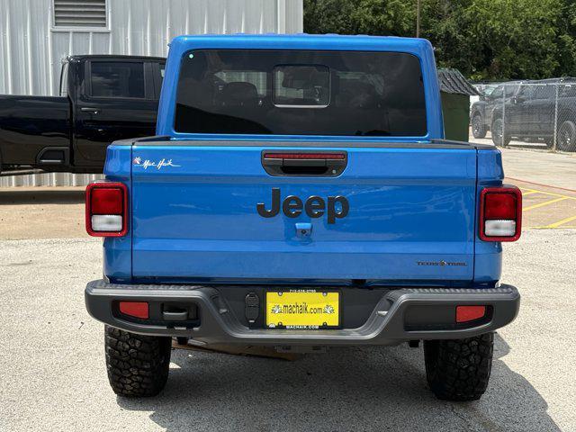 new 2025 Jeep Gladiator car, priced at $37,950