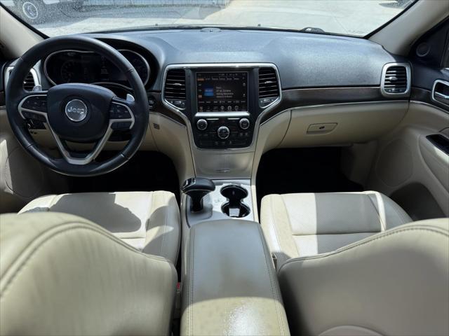 used 2015 Jeep Grand Cherokee car, priced at $13,000