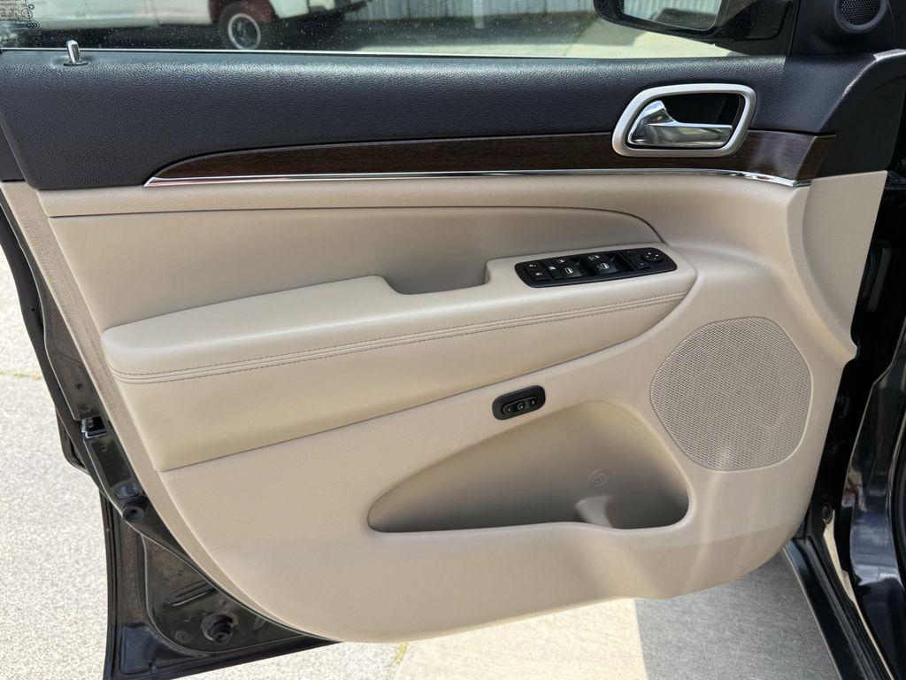 used 2015 Jeep Grand Cherokee car, priced at $11,000