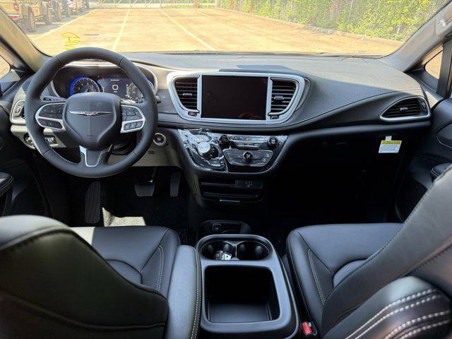 new 2026 Chrysler Pacifica car, priced at $36,071