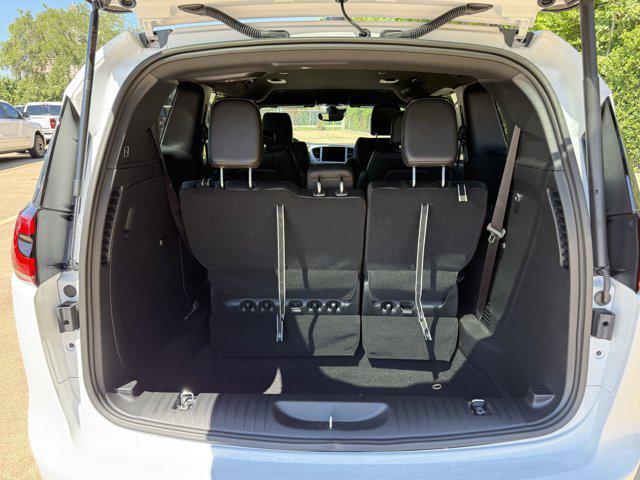 new 2026 Chrysler Pacifica car, priced at $36,071