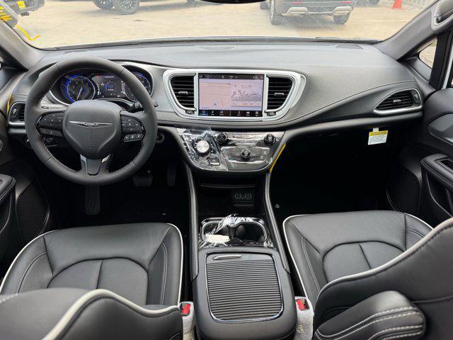 new 2025 Chrysler Pacifica car, priced at $41,751