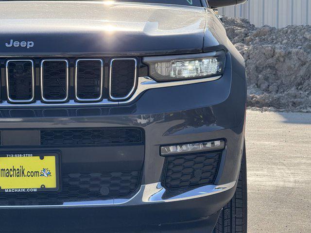 new 2025 Jeep Grand Cherokee L car, priced at $42,256