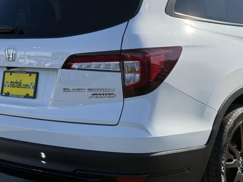 used 2022 Honda Pilot car, priced at $35,000