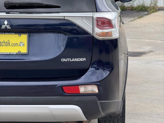 used 2015 Mitsubishi Outlander car, priced at $11,000