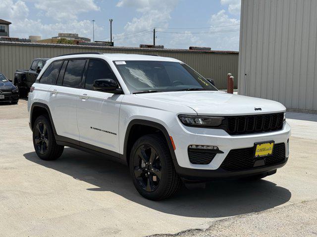 new 2025 Jeep Grand Cherokee car, priced at $40,224