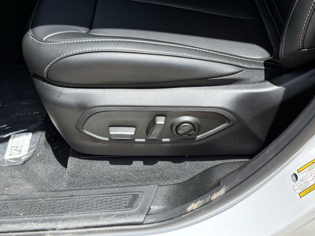 new 2025 Jeep Grand Cherokee car, priced at $40,224