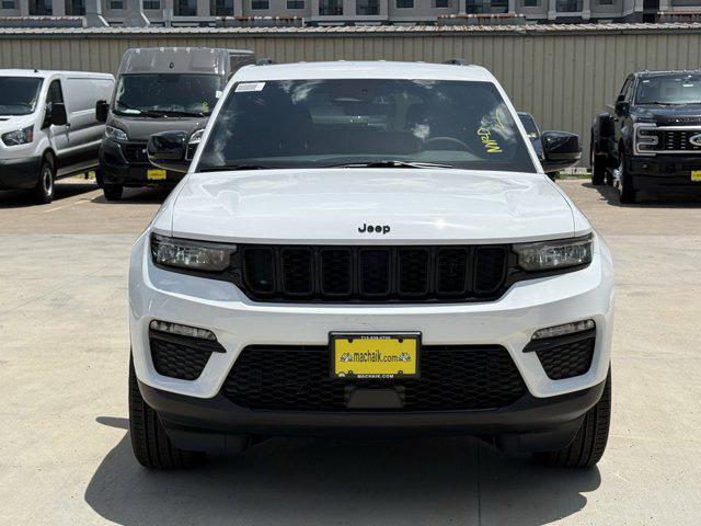 new 2025 Jeep Grand Cherokee car, priced at $40,224