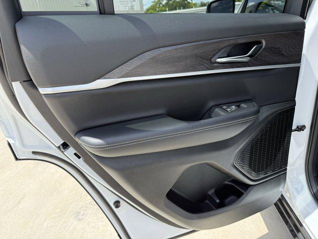new 2025 Jeep Grand Cherokee car, priced at $40,224