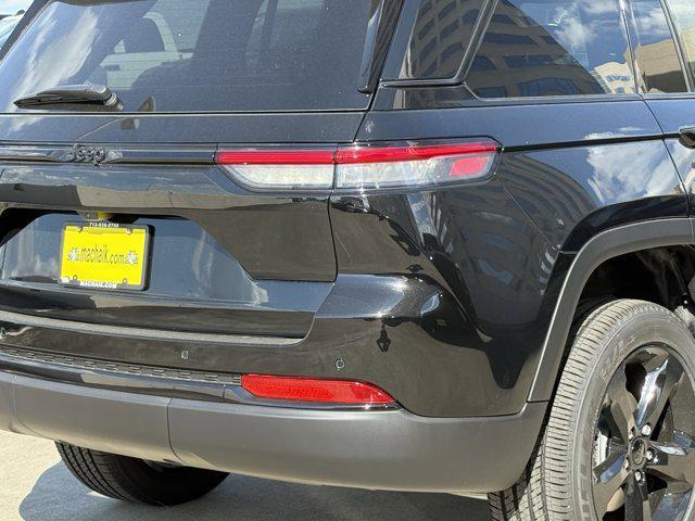 new 2025 Jeep Grand Cherokee car, priced at $35,084