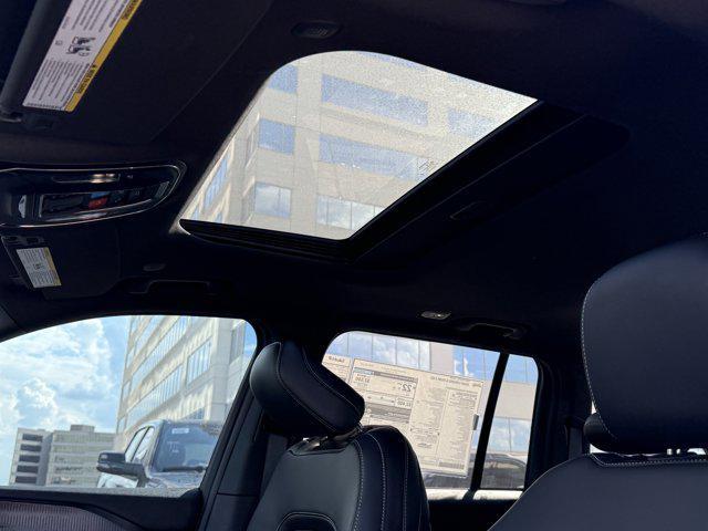 new 2025 Jeep Grand Cherokee car, priced at $35,084