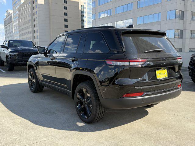 new 2025 Jeep Grand Cherokee car, priced at $35,084