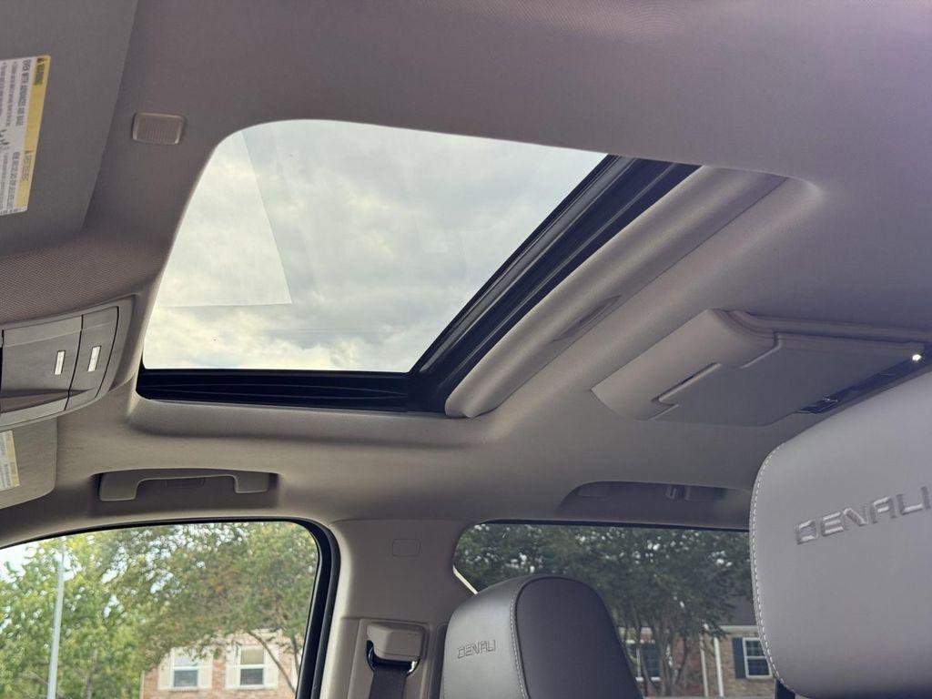 used 2018 GMC Yukon car, priced at $28,500