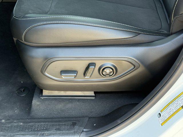 new 2025 Jeep Grand Cherokee L car, priced at $39,862