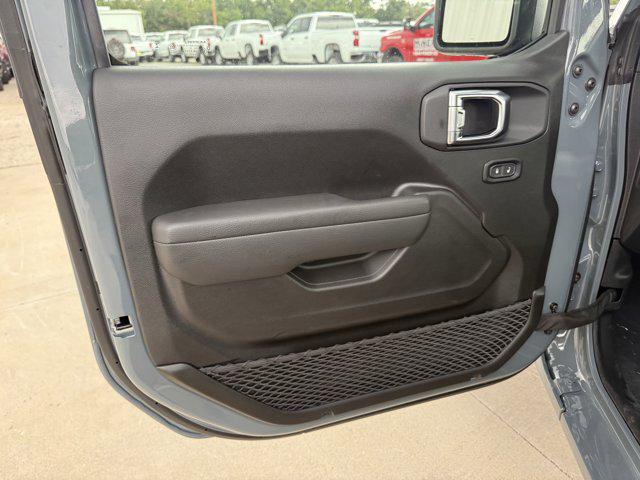 new 2025 Jeep Wrangler car, priced at $35,910
