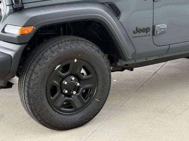new 2025 Jeep Wrangler car, priced at $35,910