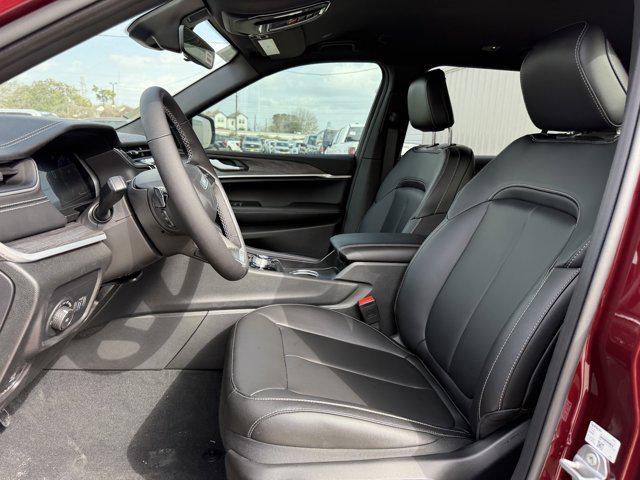 new 2025 Jeep Grand Cherokee L car, priced at $40,960