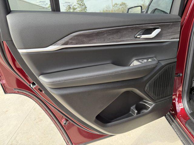 new 2025 Jeep Grand Cherokee L car, priced at $40,960