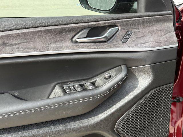 new 2025 Jeep Grand Cherokee L car, priced at $40,960