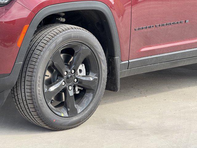 new 2025 Jeep Grand Cherokee L car, priced at $40,960