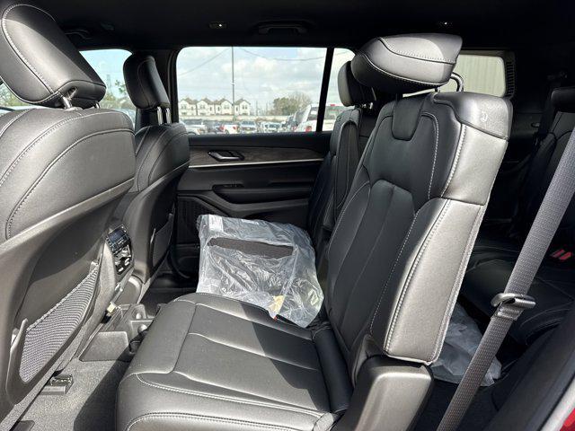 new 2025 Jeep Grand Cherokee L car, priced at $40,960