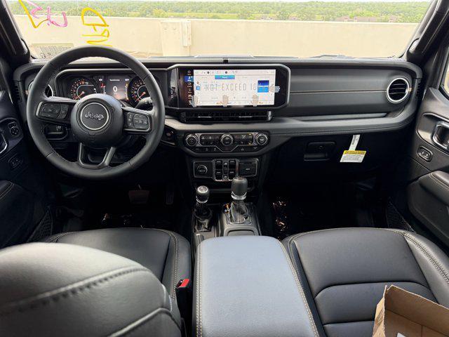 new 2025 Jeep Gladiator car, priced at $40,200