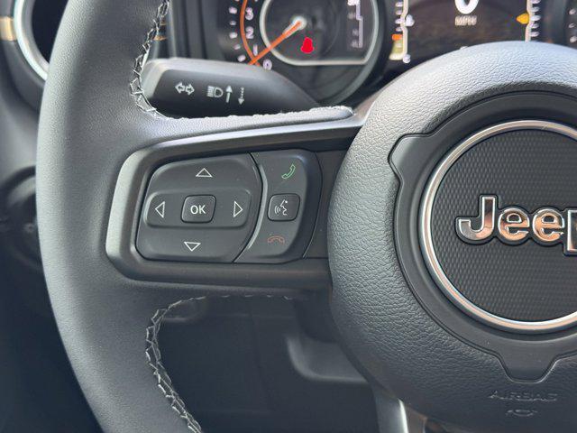 new 2025 Jeep Gladiator car, priced at $40,200