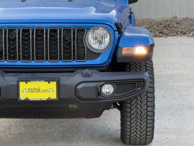 new 2025 Jeep Gladiator car, priced at $35,845