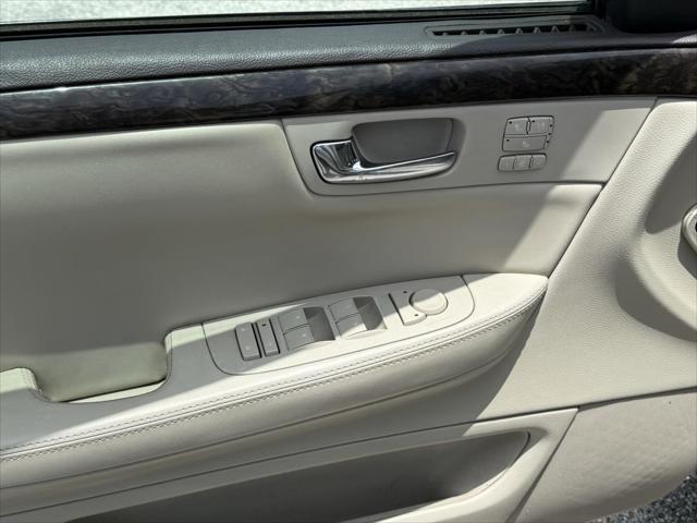 used 2011 Cadillac DTS car