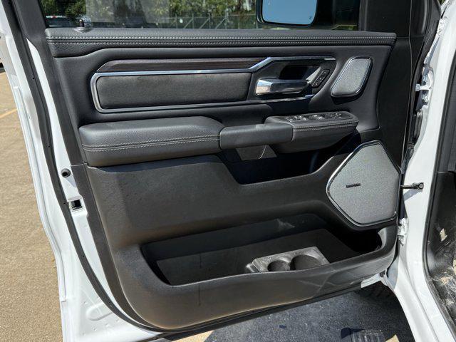 new 2026 Ram 1500 car, priced at $61,122