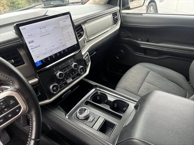 used 2022 Ford Expedition car, priced at $33,000