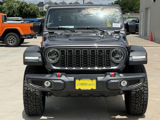new 2025 Jeep Gladiator car, priced at $41,257