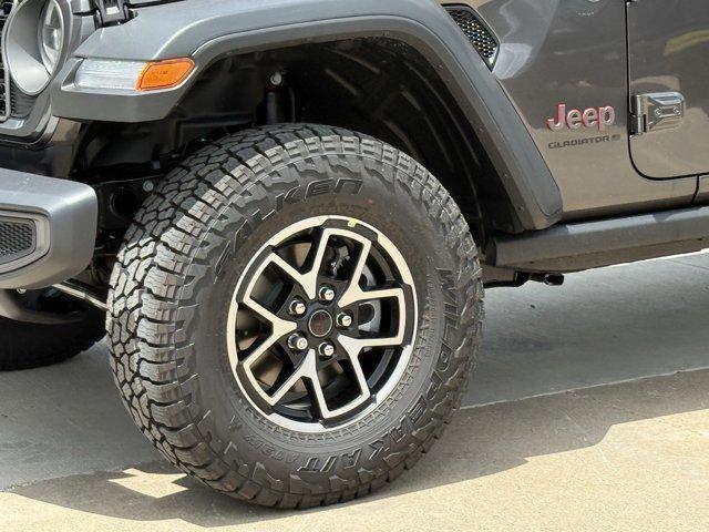 new 2025 Jeep Gladiator car, priced at $41,257
