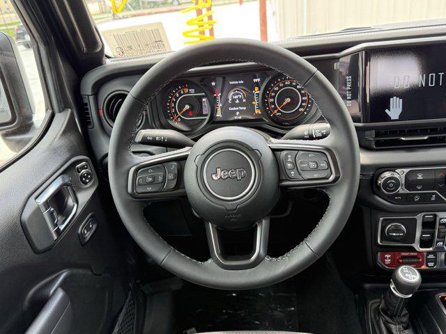 new 2025 Jeep Gladiator car, priced at $41,257