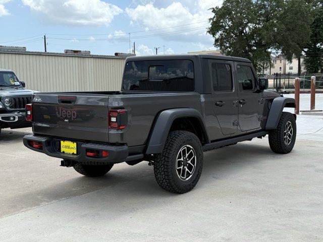 new 2025 Jeep Gladiator car, priced at $41,257