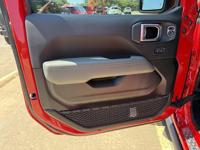 new 2025 Jeep Gladiator car, priced at $53,708