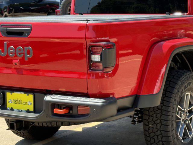 new 2025 Jeep Gladiator car, priced at $53,708