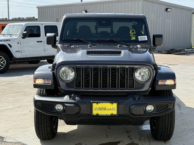 new 2025 Jeep Gladiator car, priced at $37,638
