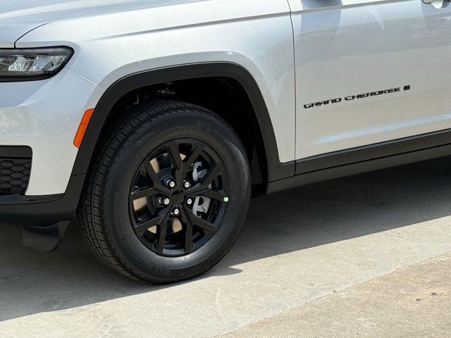 new 2025 Jeep Grand Cherokee L car, priced at $41,785