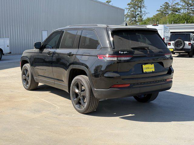new 2025 Jeep Grand Cherokee car, priced at $37,634