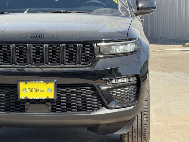new 2025 Jeep Grand Cherokee car, priced at $37,634