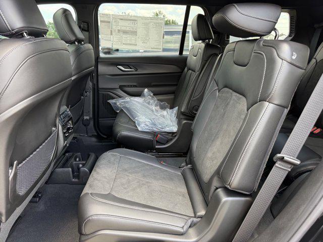 new 2025 Jeep Grand Cherokee L car, priced at $39,566