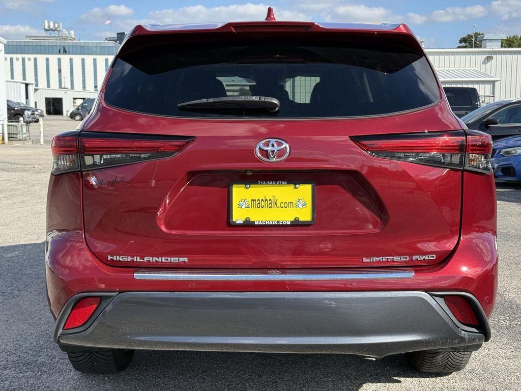 used 2021 Toyota Highlander car, priced at $34,250