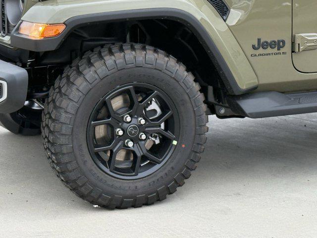 new 2025 Jeep Gladiator car, priced at $38,450