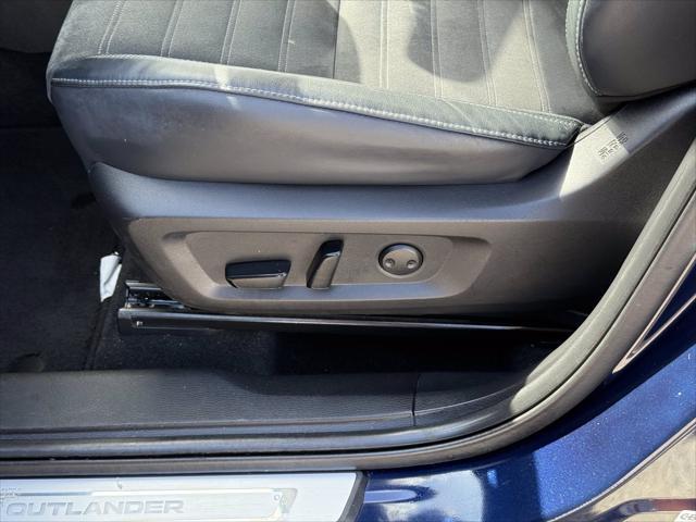 used 2022 Mitsubishi Outlander car, priced at $22,500