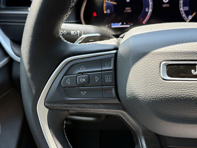 new 2025 Jeep Grand Cherokee car, priced at $40,242